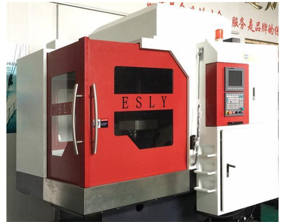 銅工高光雕銑機